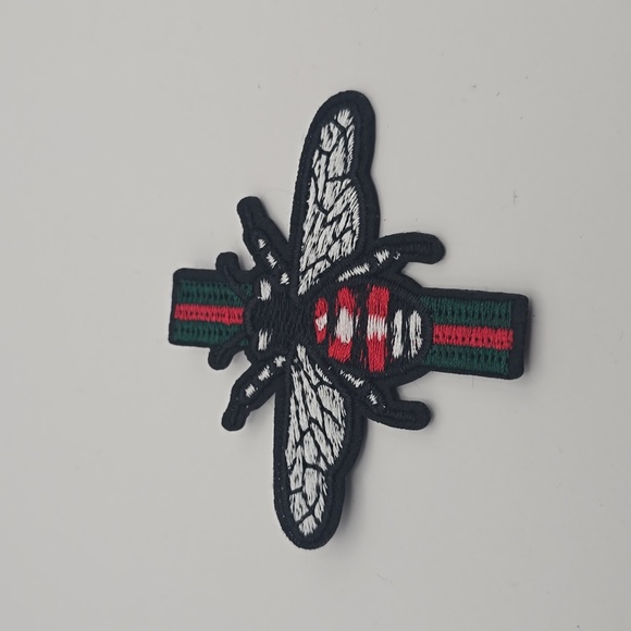 Embroidered Bumble Bee Green Red Fadhion Inspired Iron on Patch - Picture 4 of 10